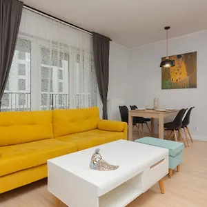 Apartament Active By Renters, Warszawa